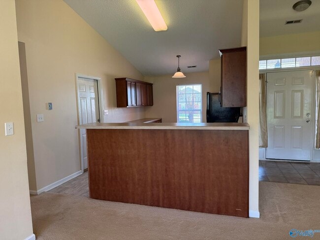 Building Photo - 128 Clover Ridge Dr