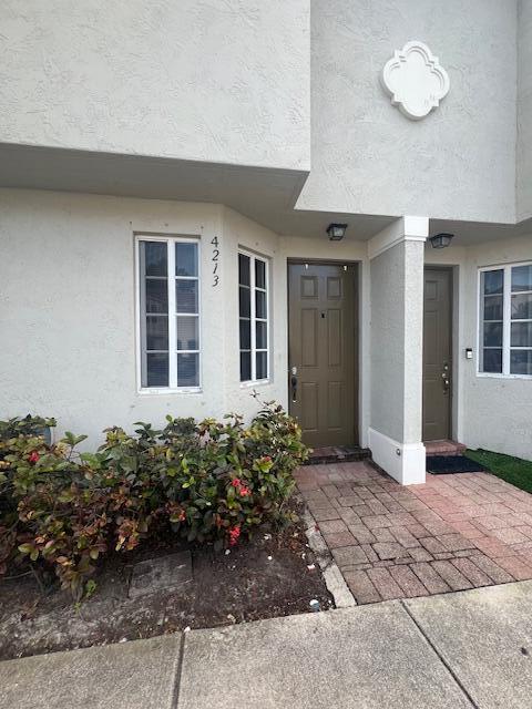 Building Photo - 4213 Napoli Lake Dr