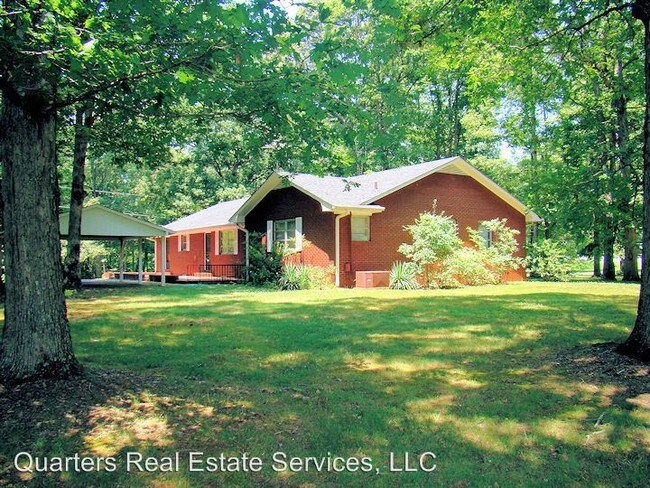 Building Photo - 4 br, 2 bath House - 6340 Old Highway 421