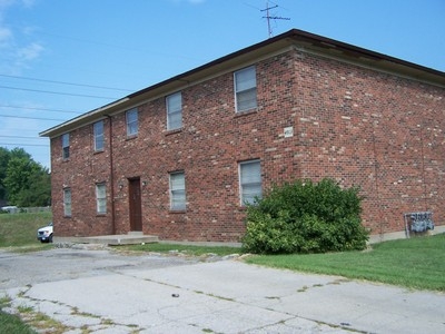 Building Photo - Saddlebrook Ln Apartments