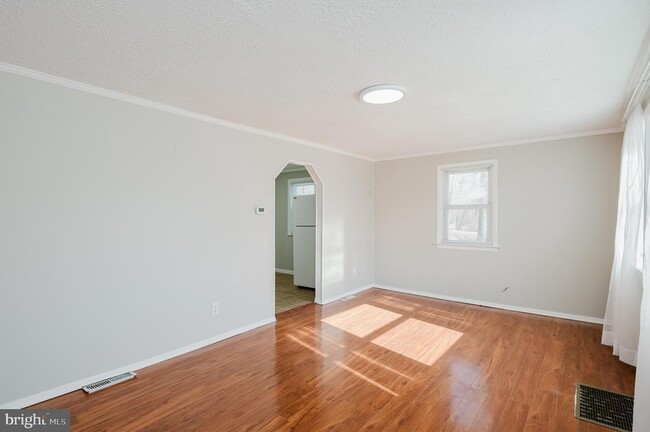 Foto del edificio - 3340 Cedar Church Rd
