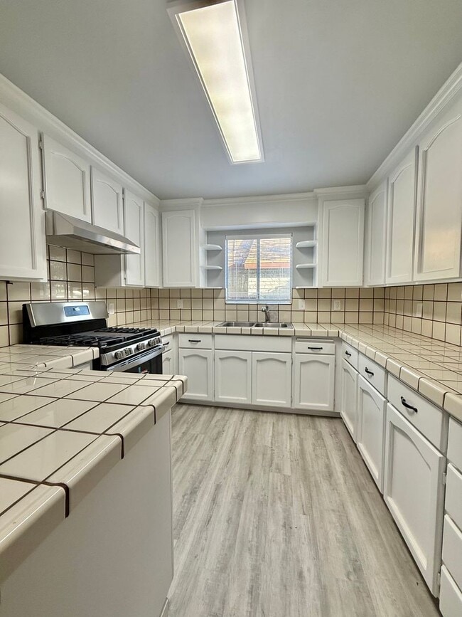 Building Photo - Newly Renovated 5 Bed/3 Bath Home in Alum Rock District - Large Lot!