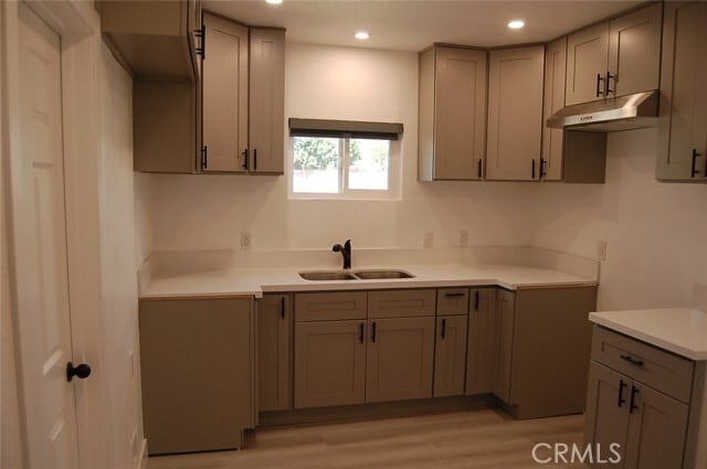 Foto del edificio - 16436 Foothill Blvd