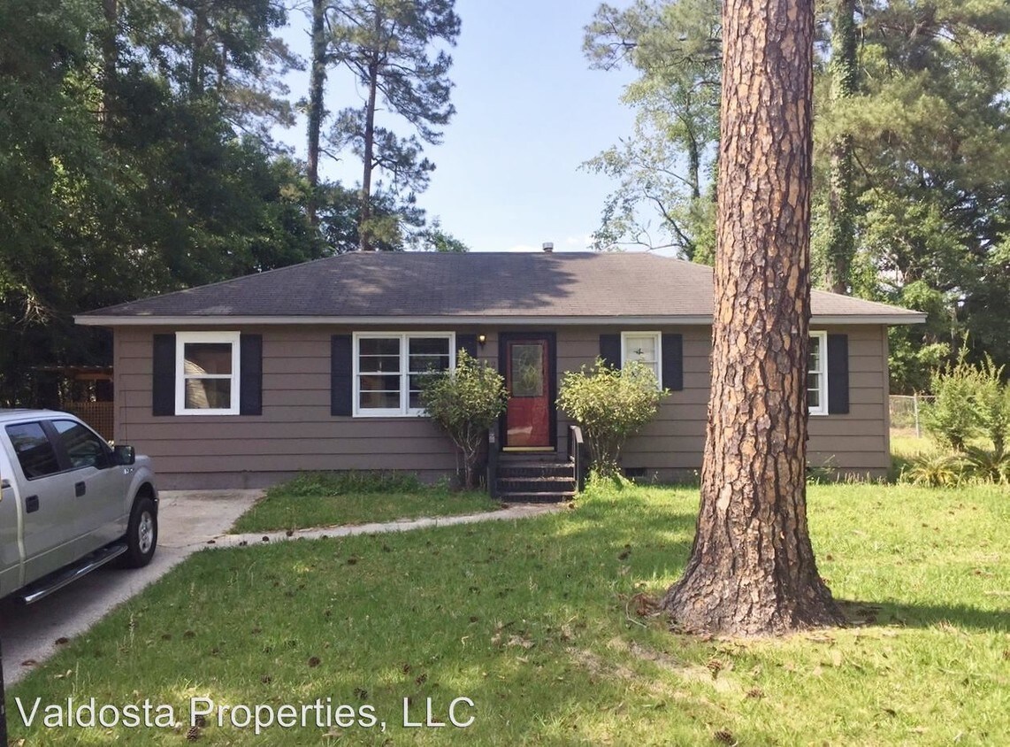 Foto principal - 442 University Dr