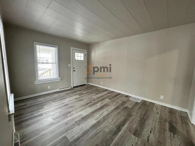 Foto del edificio - 106 Carter St