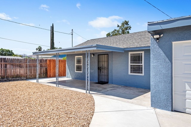 Building Photo - 10642 Coloma St