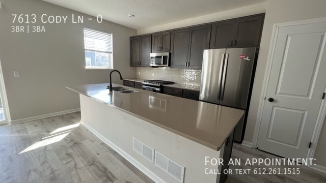 Building Photo - 7613 Cody Ln