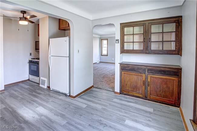 Foto del edificio - 7611 Ivandale Dr