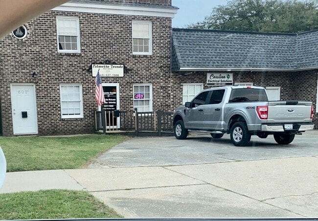 Building Photo - 602 Front St