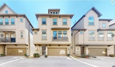 Building Photo - 454 N Live Oak St