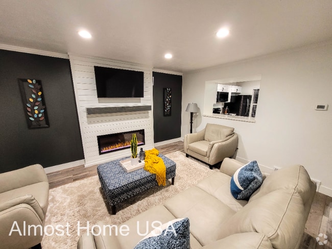 Building Photo - 371 Braidhill Dr