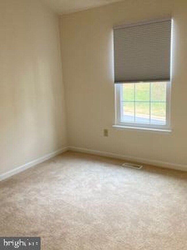 Foto del edificio - 15653 Montview Dr