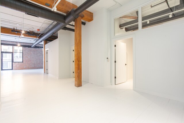 Foto del edificio - 213 N Racine Ave