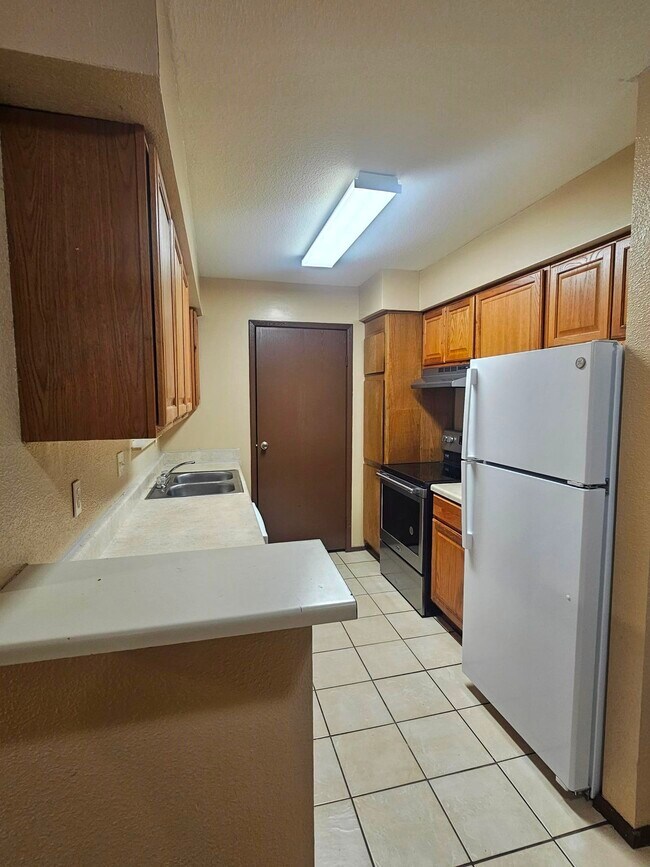 Foto del edificio - 13480 S Thorntree Dr