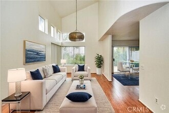 Building Photo - 15737 Altamira Dr