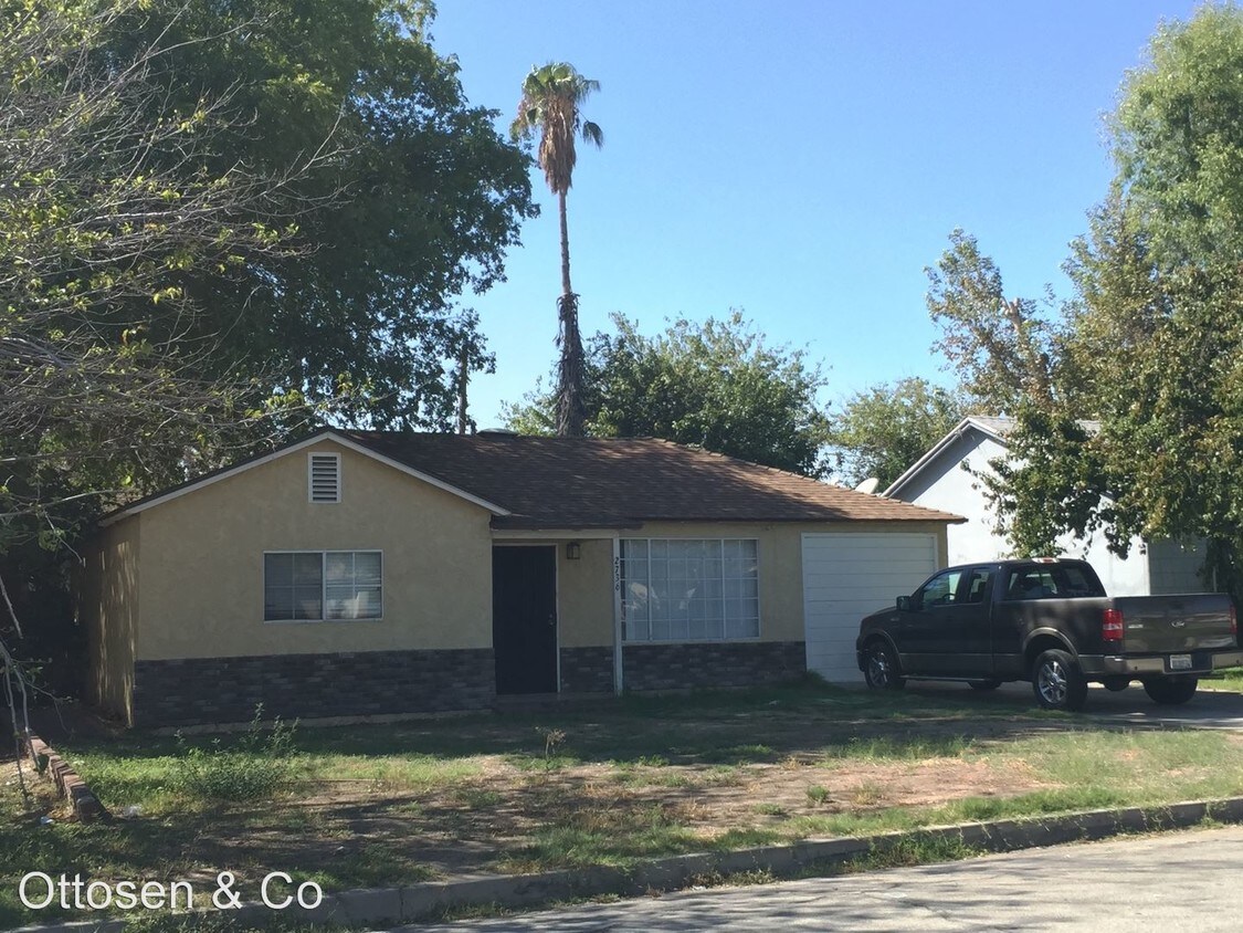 Foto principal - 2 br, 1 bath House - 2736 Lugo Ave