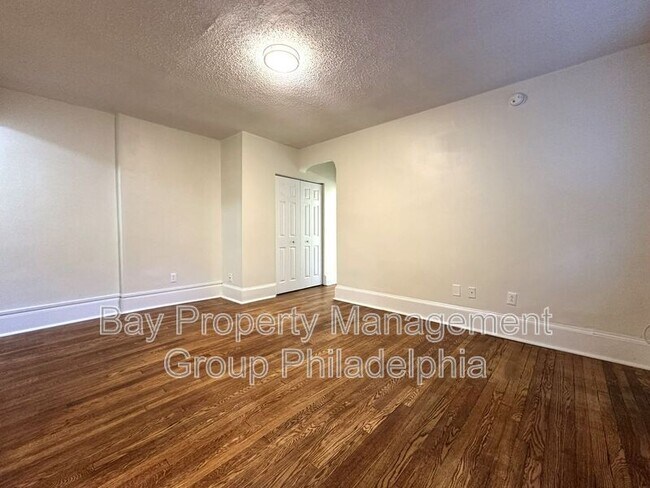 Foto del edificio - 2809 W Queen Ln
