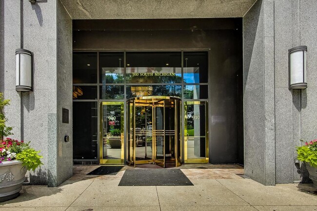 Foto del edificio - 910 S Michigan Ave