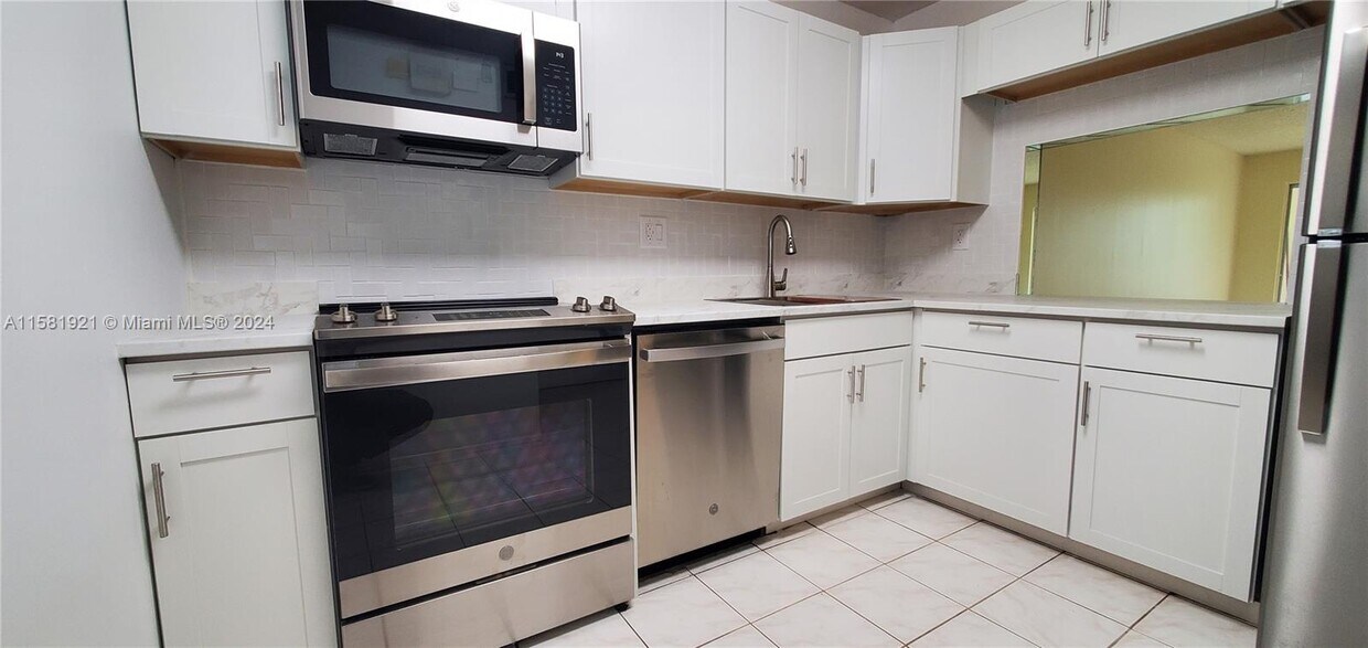 8300 Sands Point Blvd Unit K309, Tamarac, FL 33321 Condo for Rent in