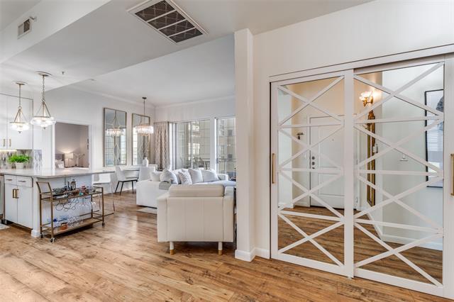 Foto del edificio - 3225 Turtle Creek Blvd Blvd