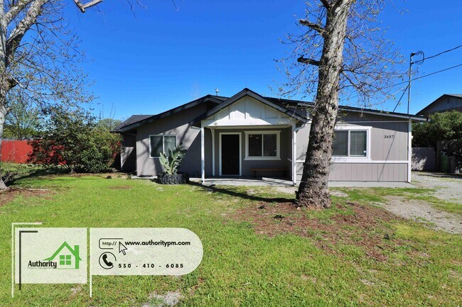 Foto del edificio - 3457 Charles St. - Country Charms - Detach...