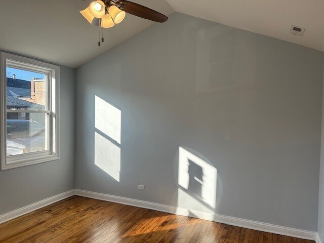 Foto del edificio - 3115 50th Ct