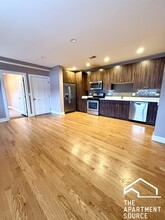 Building Photo - 3433 S Indiana Ave