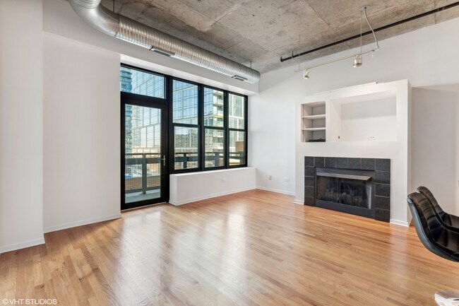 Building Photo - 849 N Franklin St