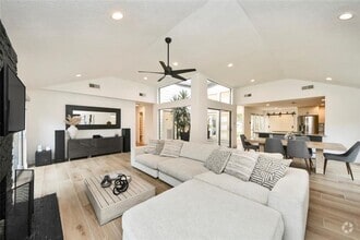 Building Photo - 4411 Hickory Downs Dr