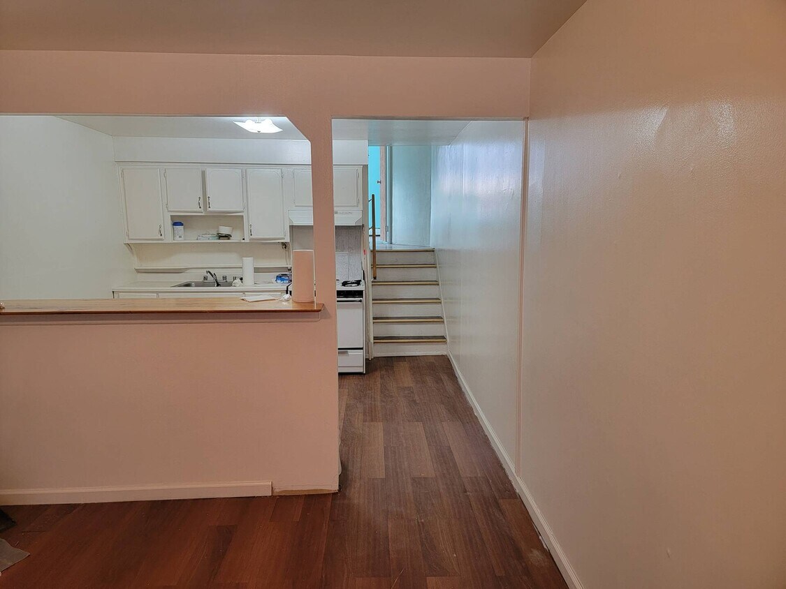 Primary Photo - 1280 Bergen Ave
