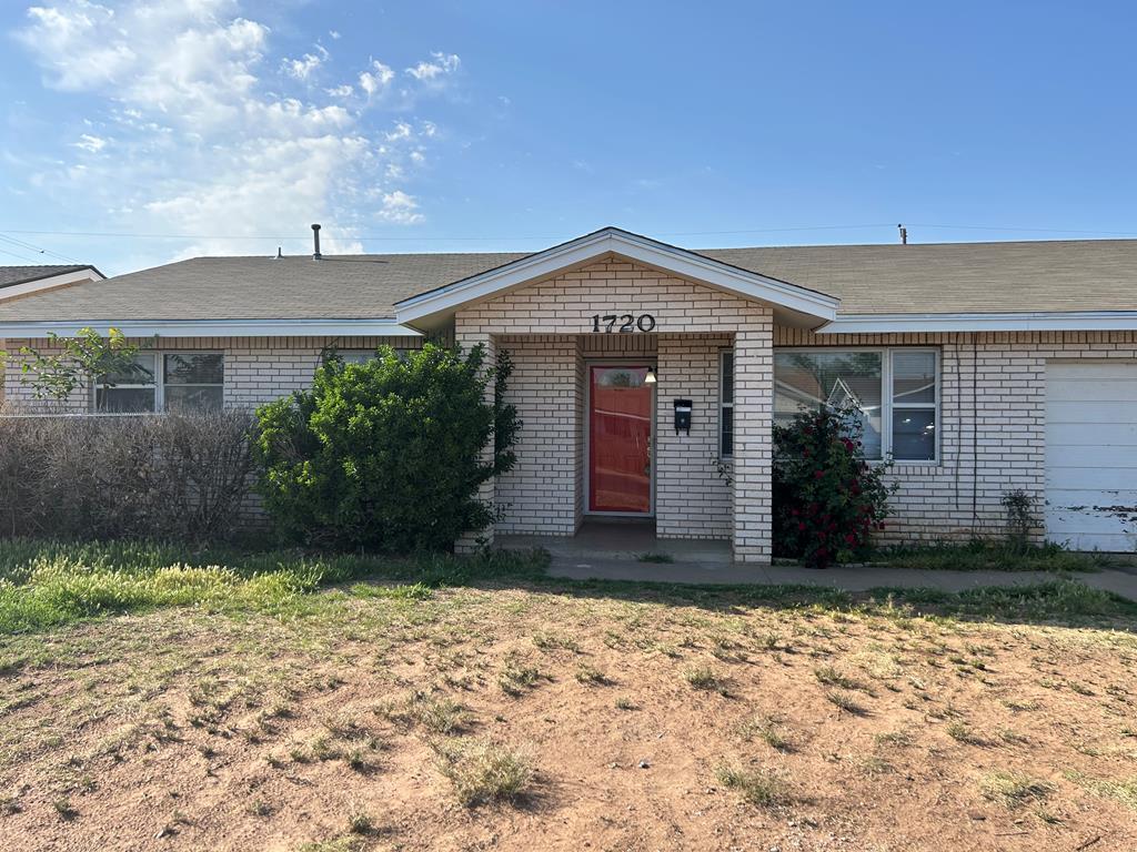 Foto principal - 1720 E 49th St