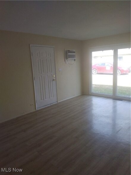 Foto del edificio - 3025 1/2 Northgate Avenue Unit