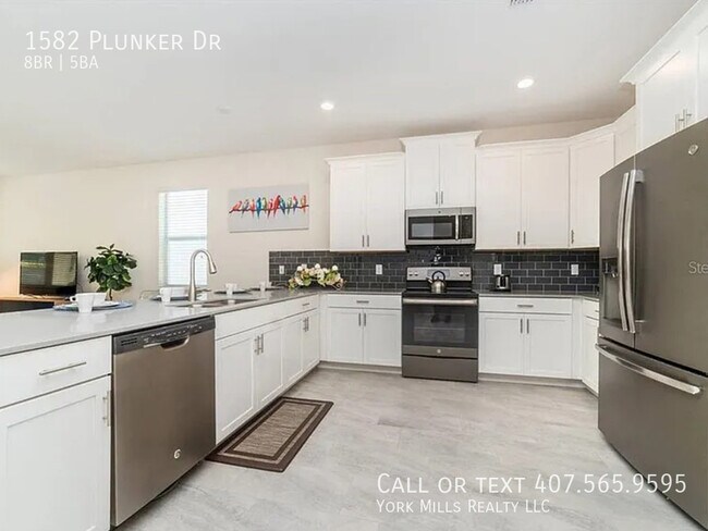 Foto del edificio - 1582 Plunker Dr