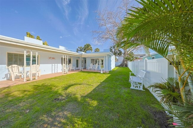 Building Photo - 129 143rd Ave