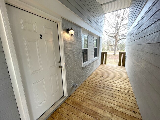 Building Photo - 75 Venita Dr