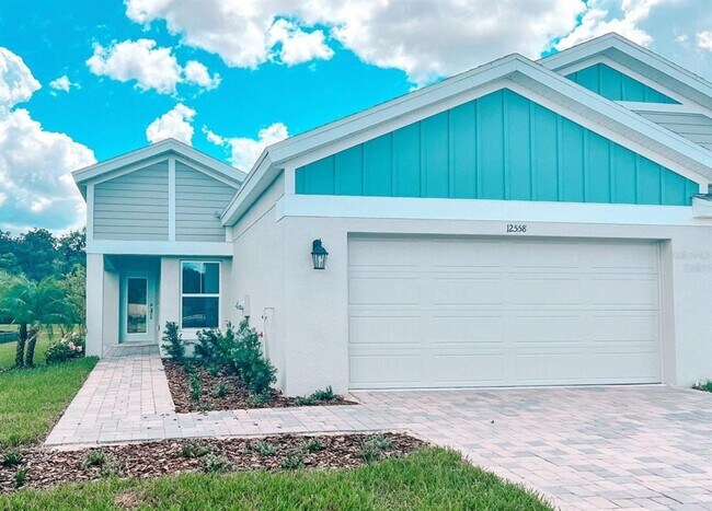 Foto del edificio - 12558 Oak Hill Way