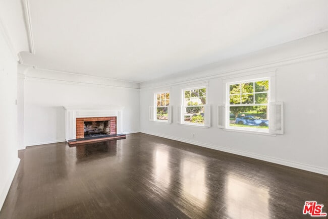 Foto del edificio - 360 23rd St