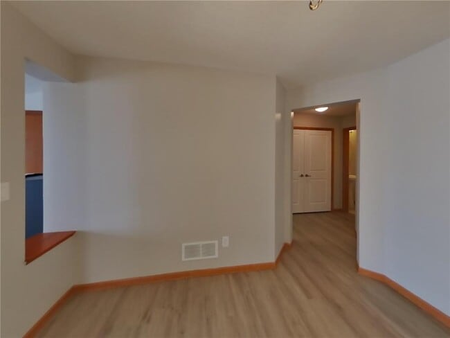 Building Photo - 1627 Fox Hunt Way