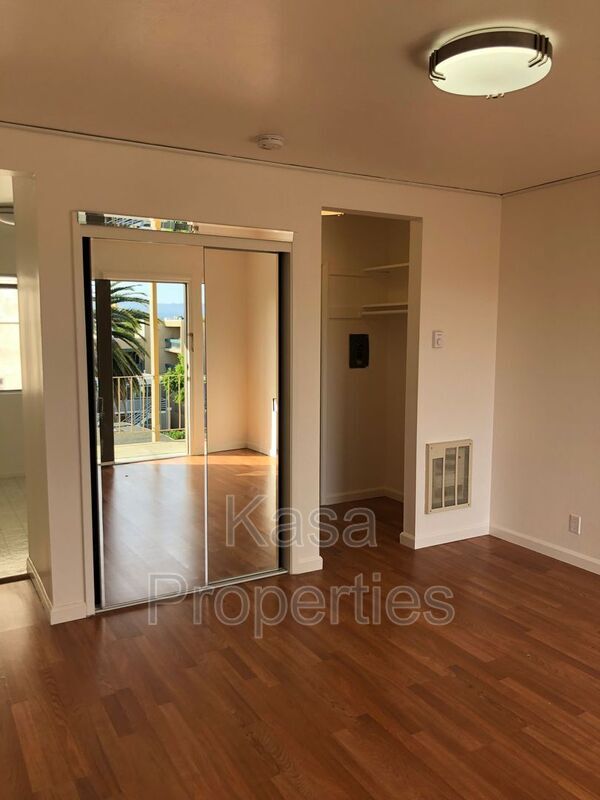 Foto principal - 2140 California St