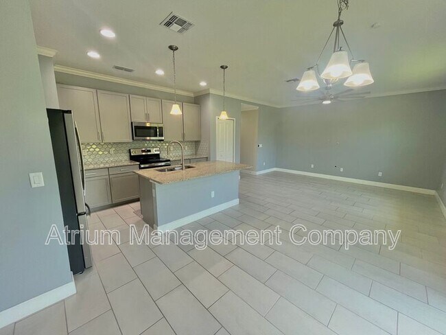Foto del edificio - 1416 Captiva Cv