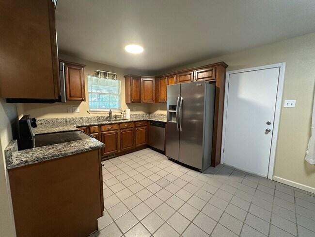 Foto del edificio - Welcome to your new home in the heart of Russellville, AR!