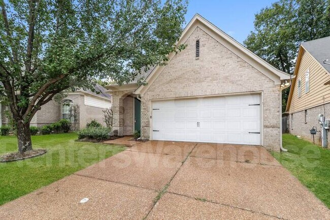 Building Photo - Amazing Cordova Home