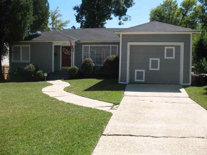 Foto principal - 1103 Bellevue Place