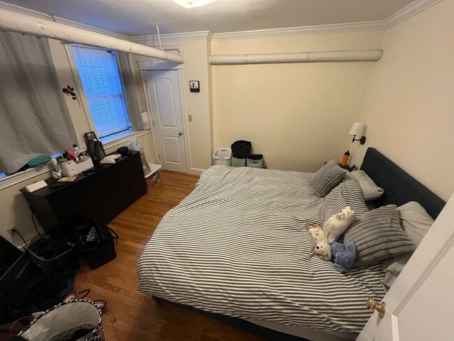 Building Photo - 1 bedroom available for Feb 1