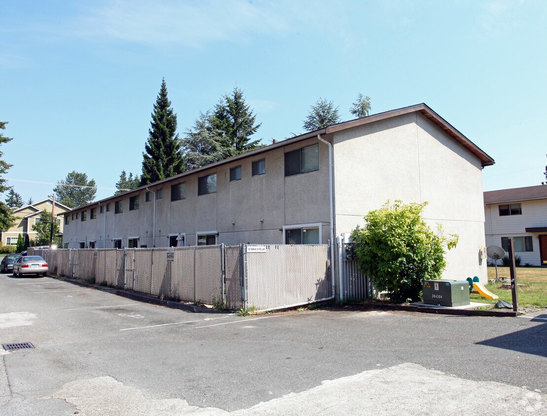 Foto del edificio - Westwood Apartments