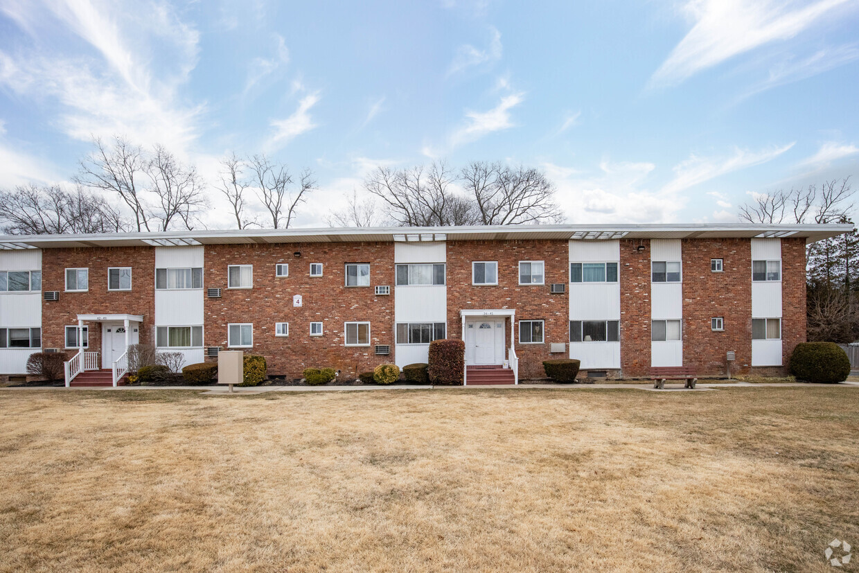 Foto del edificio - Sherbrooke Smithtown Co-Operative