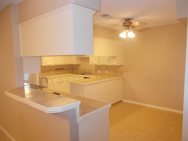 Foto del edificio - 12 River Creek Way