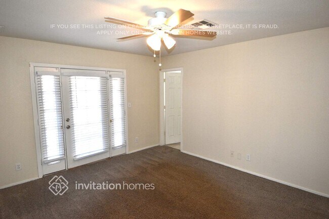 Building Photo - 1802 W Oraibi Dr