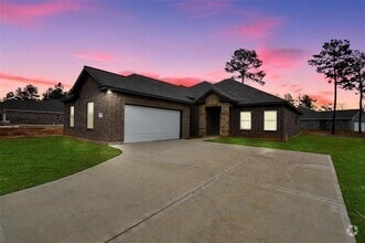 Building Photo - 12282 N Chestnut Hls Dr