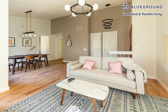 Building Photo - 13064 Trail Dust Ave